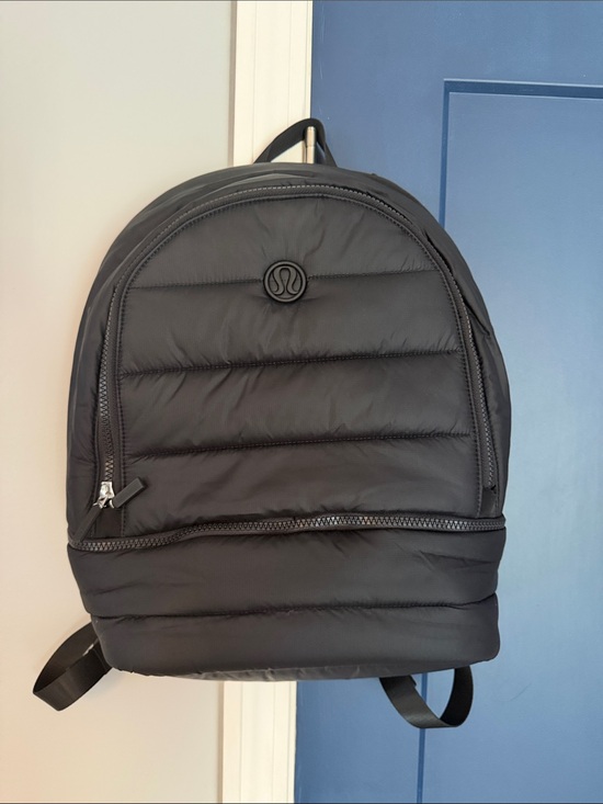 lululemon athletica Handbags - lululemon athletica Black Quilted wunder puff Puffer-Style Backpack